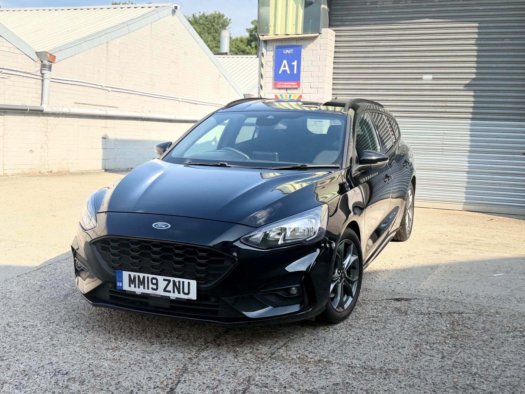 Ford Focus Left Side